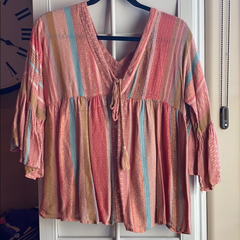 En Créme Multicolor Flowy Blouse